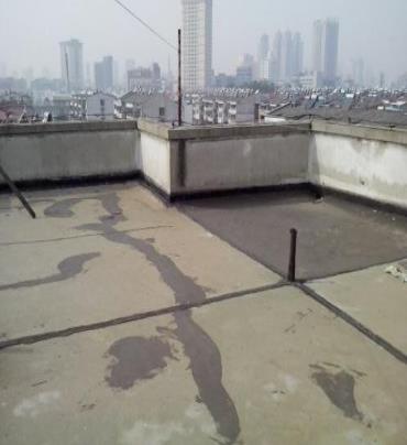 庐山漏水维修 楼顶漏水是什么原因，楼顶漏水维修方法是什么?